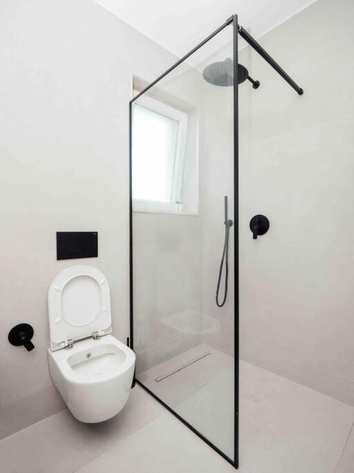 Appartement Drago House, City Center Location à Shkodër Extérieur photo