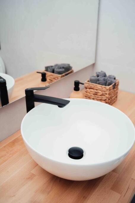 Appartement Drago House, City Center Location à Shkodër Extérieur photo